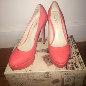 Aldo Pumps.