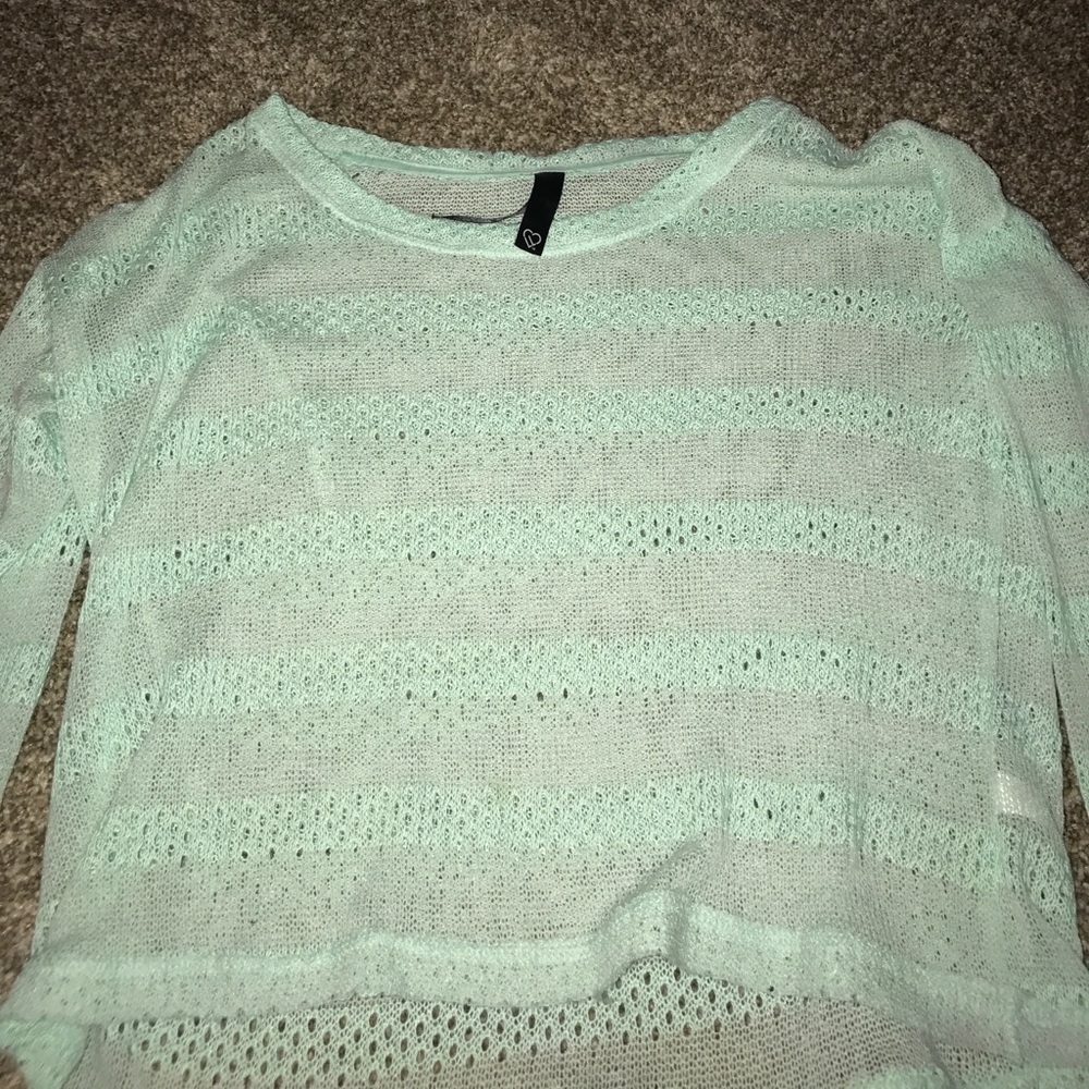 Cropped long sleeve