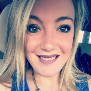 Meet your Posher, Lanie