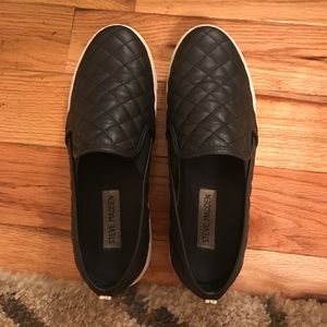 Steve Madden slide on Sneakers