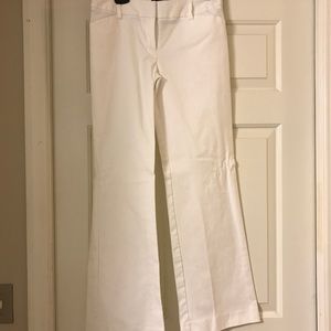 Women's Size 4 white pants.