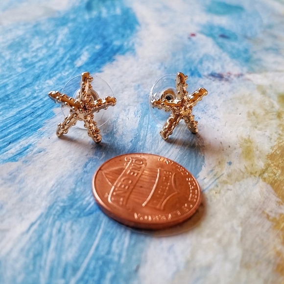 Gold-Tone Starfish Studs - Picture 2 of 2