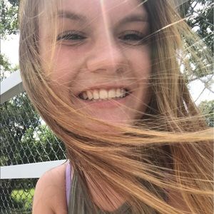 Meet your Posher, Julianne