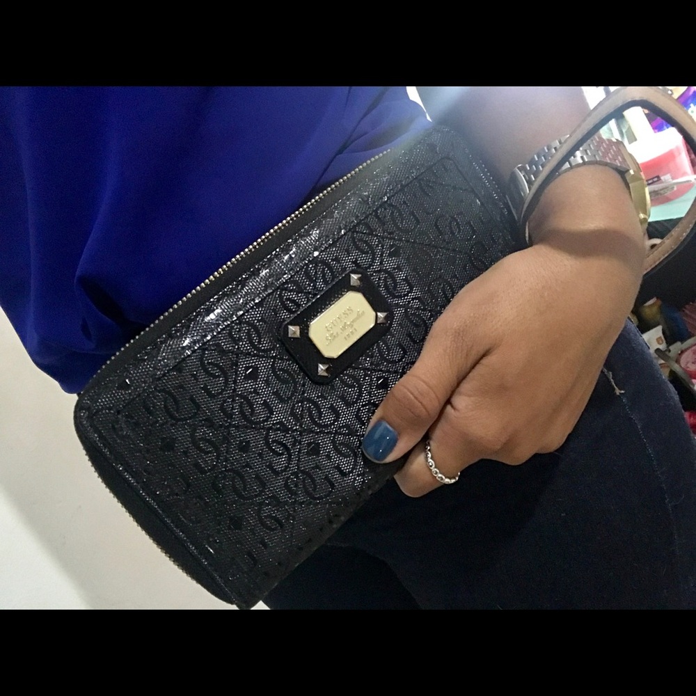 Guess Wallet LIKE NEW