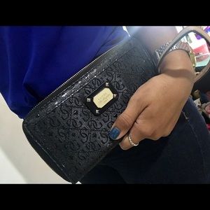 Guess Wallet LIKE NEW