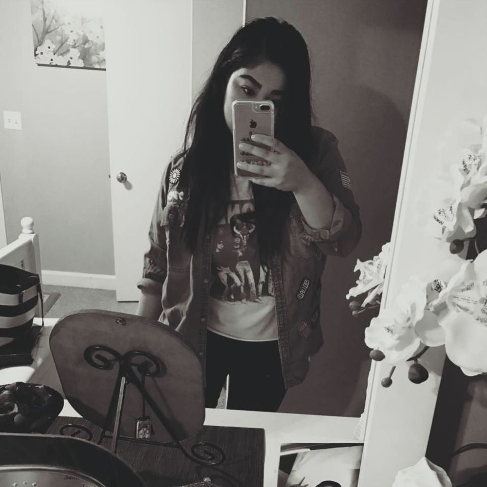 Meet your Posher, Jazmin alberto