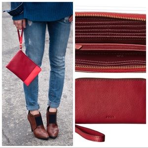 Stylish FOSSIL Emma Wristlet