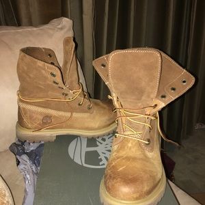 Women's Timberland Roll Top boots