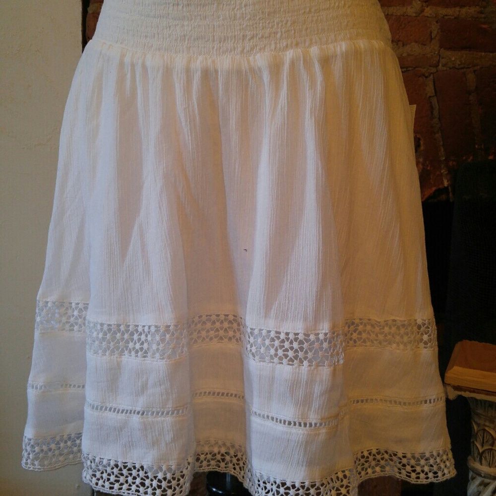 White skirt-old navy