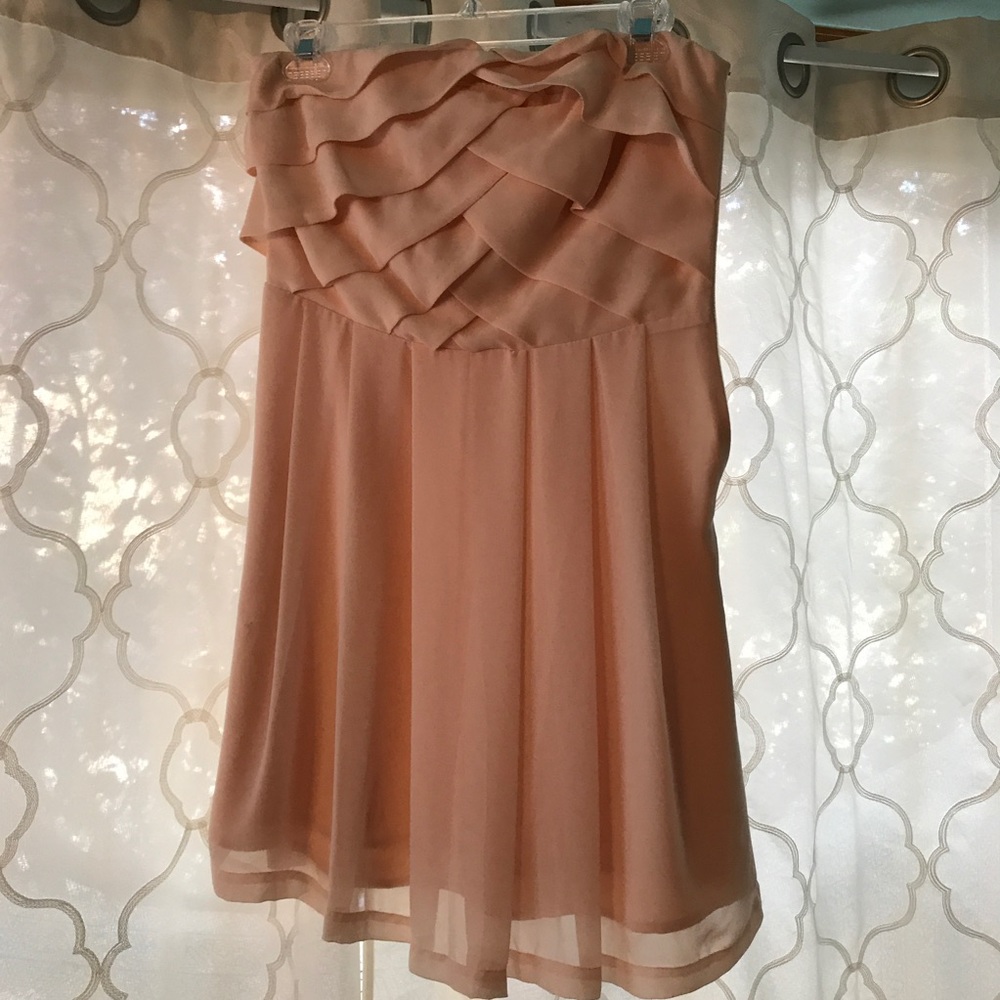 Super cute ruffly Express strapless dress