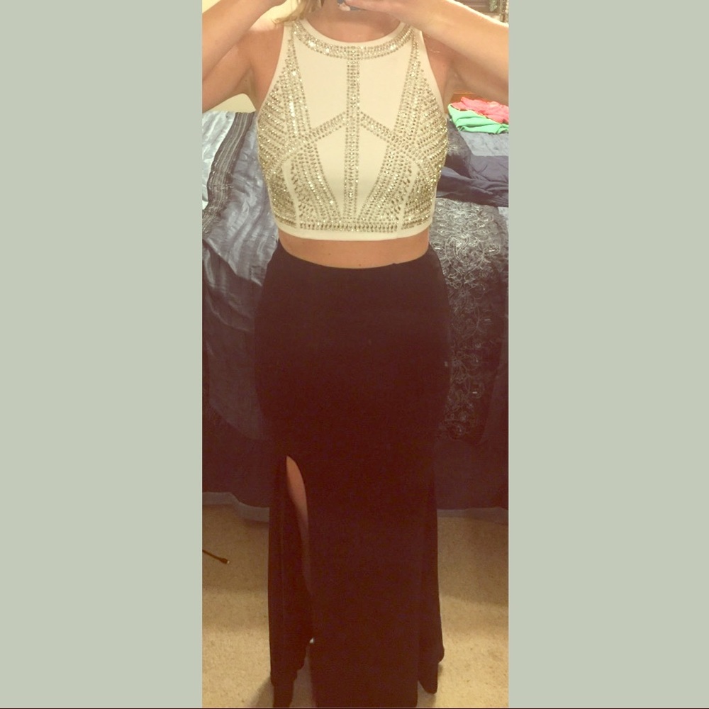 2 piece gown