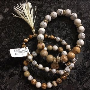 Francesca's Glass Beaded Bracelet