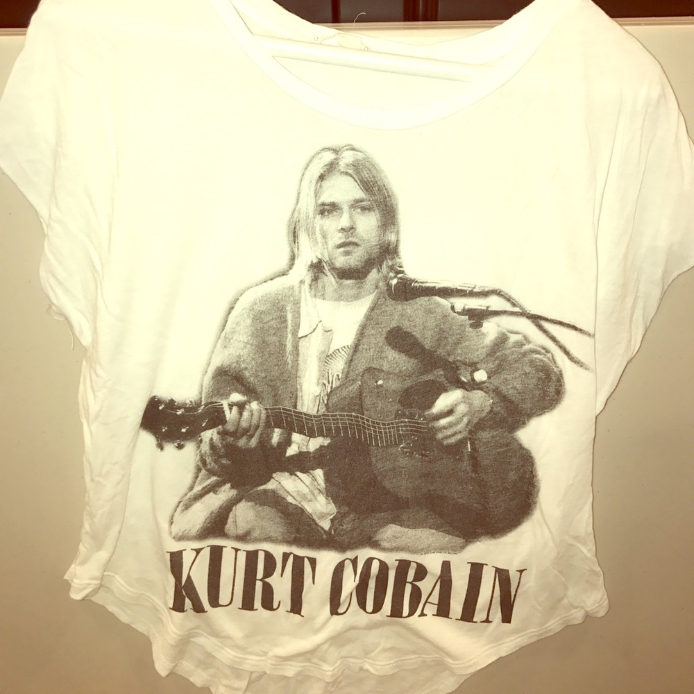 KURT COBAIN GRAPHIC TEE