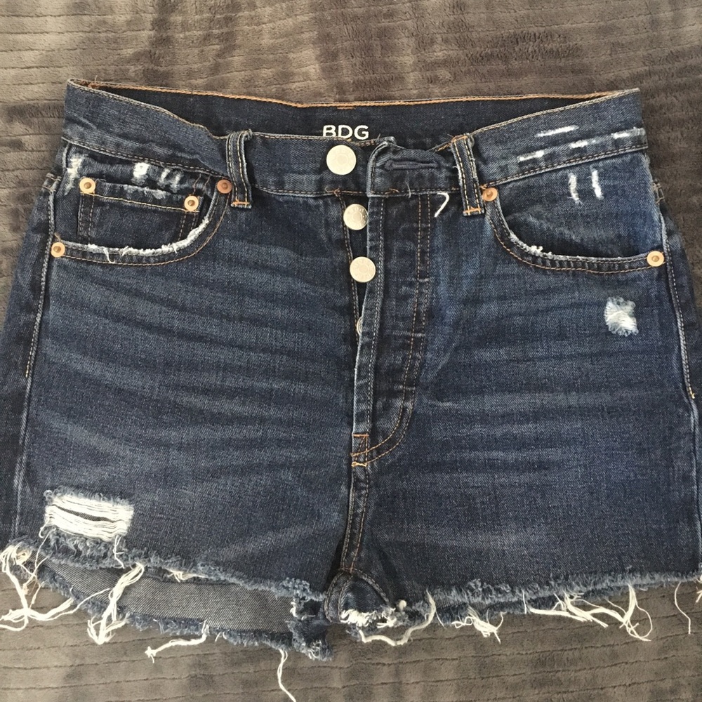 bdg distressed denim shorts