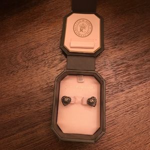 Juicy couture heart stud earrings 💕