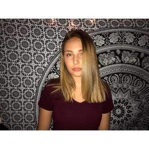 Meet your Posher, Jaylynn