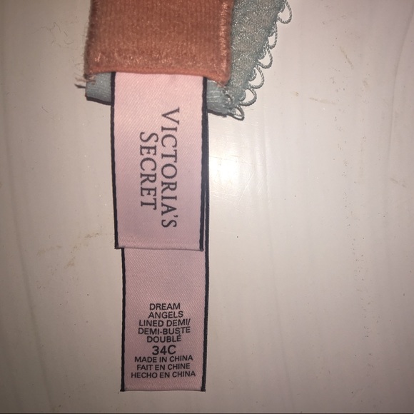 Victoria's Secret Floral Bra. - Picture 3 of 3