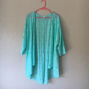 Lularoe Lindsay Kimono. Size Large.