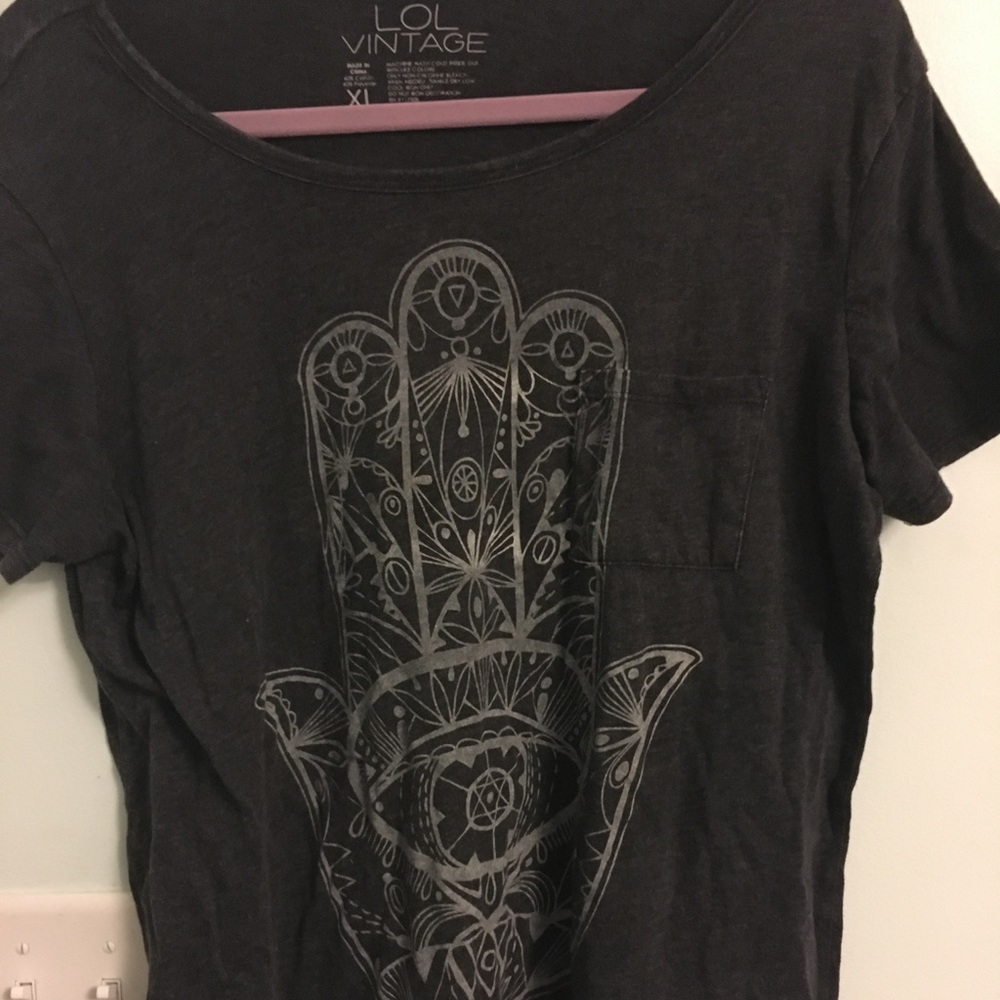 New never worn gray tee