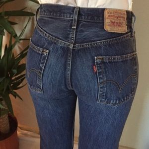 Size 26 Vintage Levi's 501 Jeans