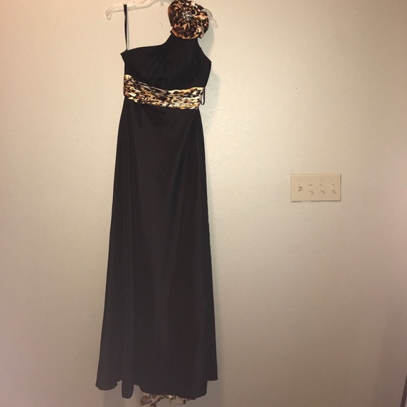 Black Evening Gown with Cheetah Print - Picture 1 of 2