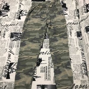 High waisted camouflage leggings