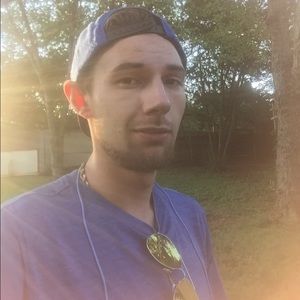 Meet your Posher, Collin