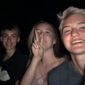 Meet your Posher, Claire