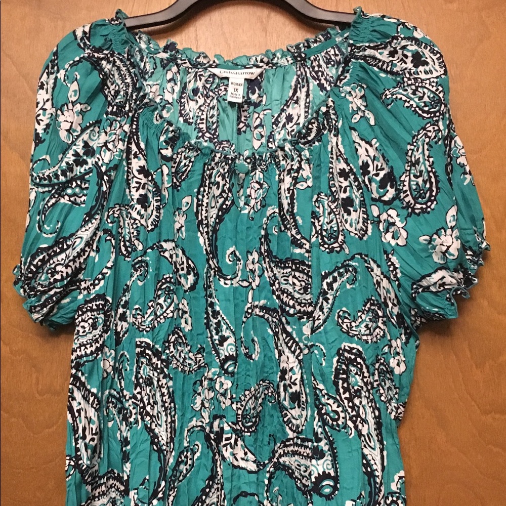 Croft & Barrow Lightweight, Swingy, Paisley Blouse