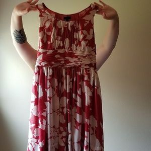 Red dress with pattern