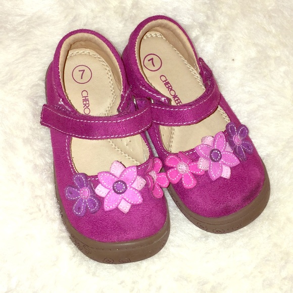 Cherokee Other - kids maryjane shoes with flowers