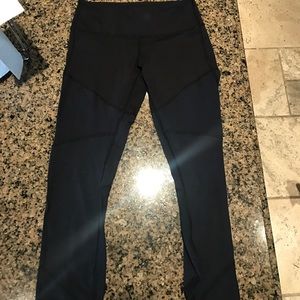 Lulu Wunder Under Leggings!!