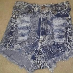 Distressed high waisted shorts