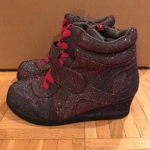 Steve Madden Wedge Sneakers!!