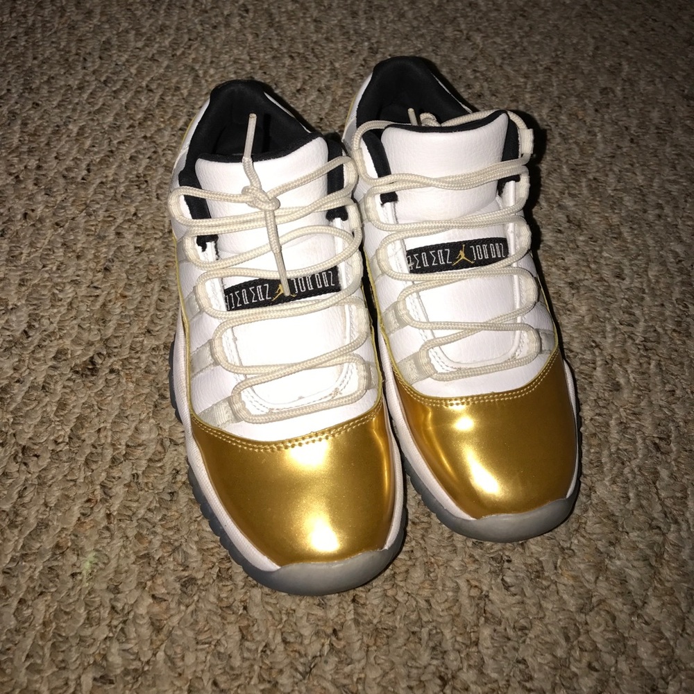 Jordan 11s closing ceremony's