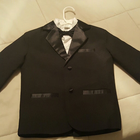 Kids tuxedo - Picture 1 of 4
