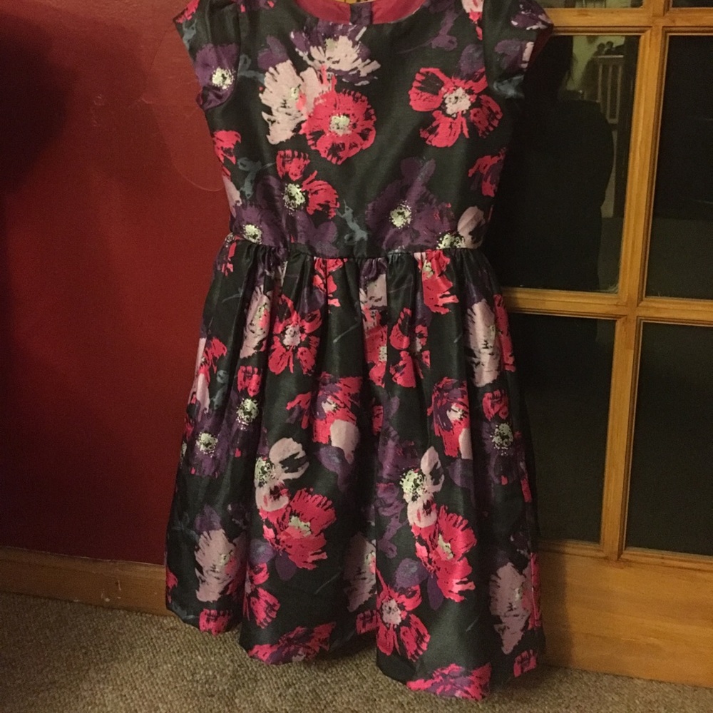 Flowered dressed.. wore once