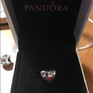PANDORA Texas Heart charm