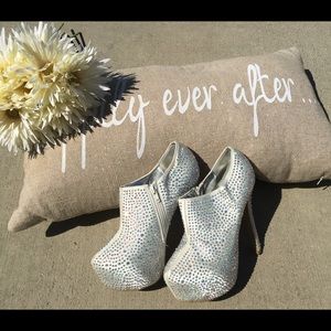 Sparkly heels