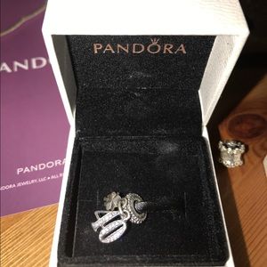 PANDORA "40 years of Love" cz charm