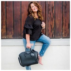 Meet your Posher, Sasha