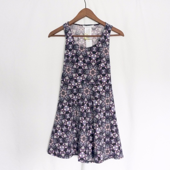 BCBGeneration Dresses & Skirts - BCBGeneration Printed Dress