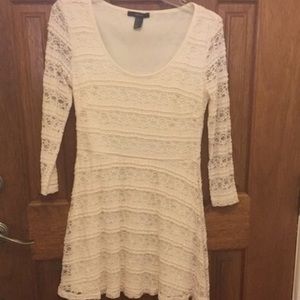 FOREVER 21 LACE DRESS