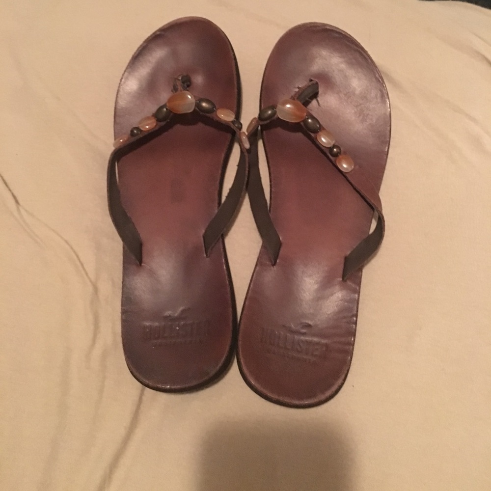 Hollister flip flops