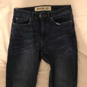 SUPER SKINNY JEANS