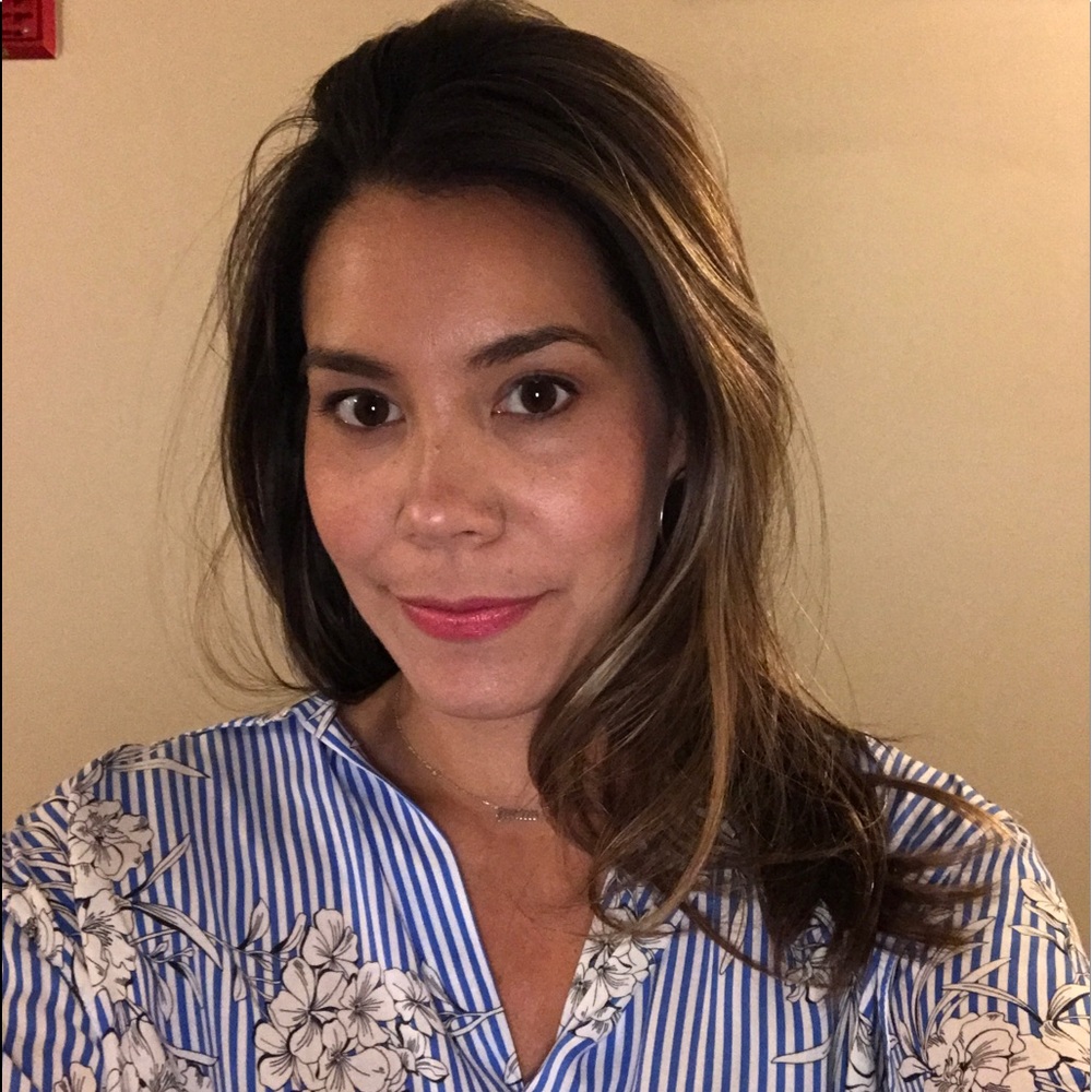 Meet your Posher, Lauren