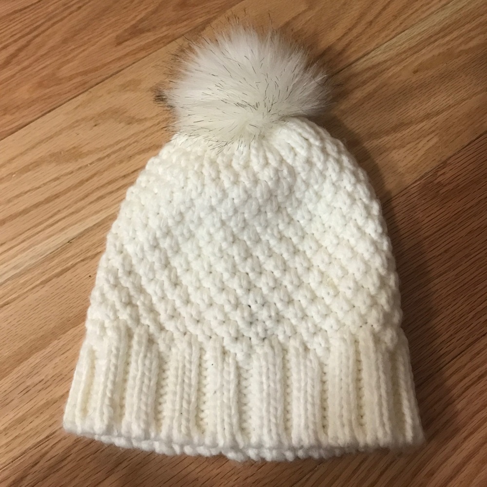 Ivory Winter Beanie with Puff Ball