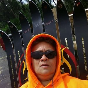 Meet your Posher, Crystal