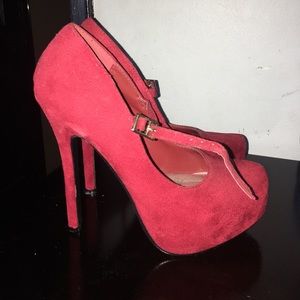 Red heels brand new worn once