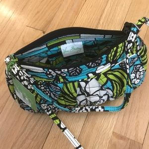 Vera Bradley "Island Bloom" Print Purse. NEW!